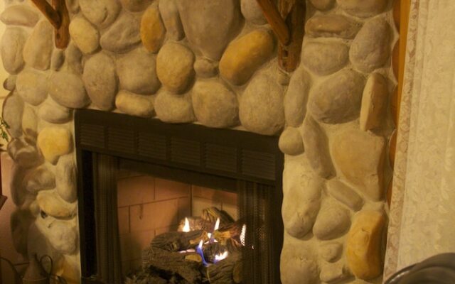 Crystal Cove Bed and Breakfast