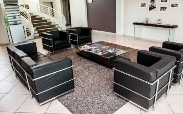 Itu Plaza Hotel