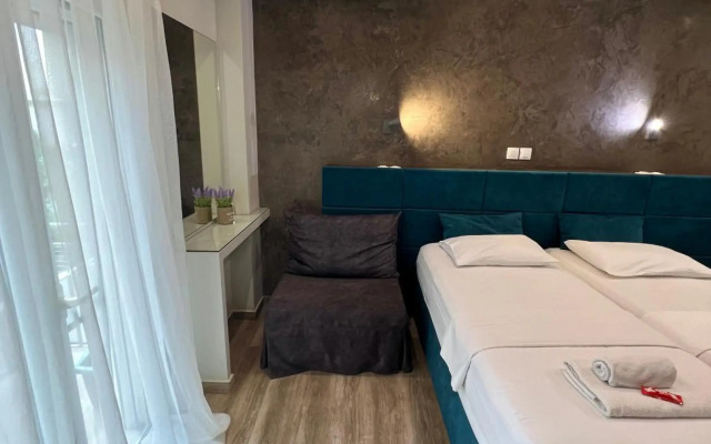 Emerald Lux Apartment