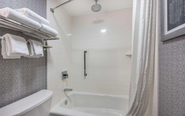 Best Western Downtown Plus Music Row
