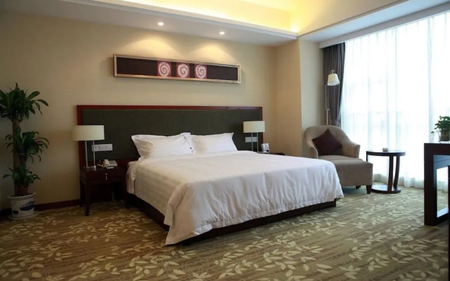 Suzhou East Shahu Linli Business Hotel