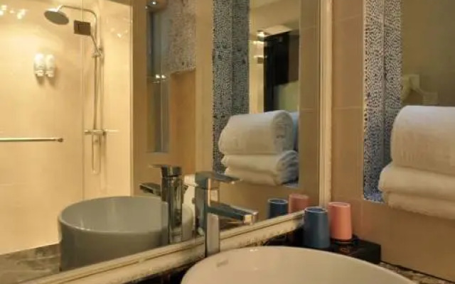 Nanchang Xiao E ApartHotel