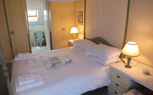 Picton House
