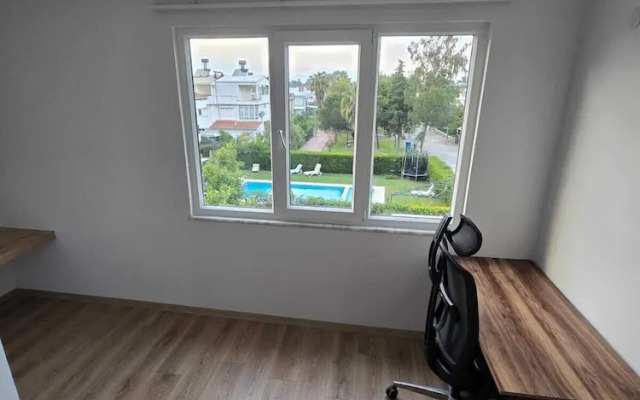 VILLA OLINDA 4 BED with huge garden