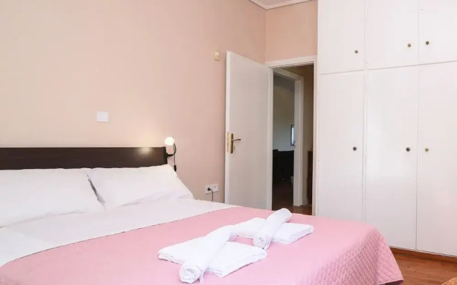 90m² homm Sea View Apartment in Alimos