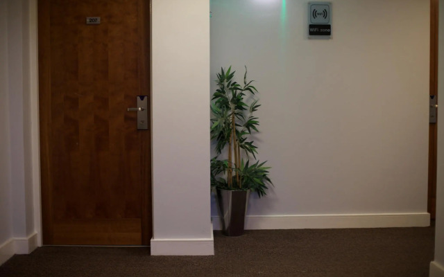International Inn - Hostel