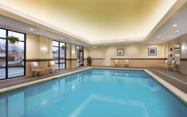 Hampton Inn & Suites Mahwah
