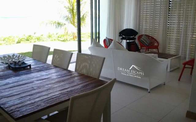 Cap Ouest by Dream Escapes