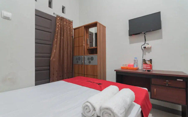 RedDoorz Syariah near Jalan Jakarta Samarinda