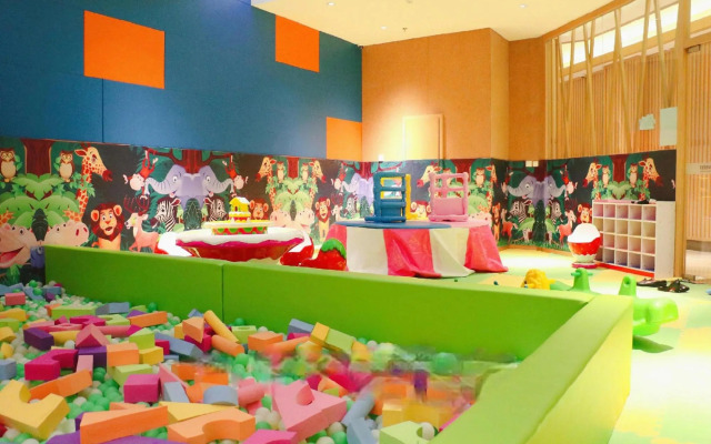 Arcadia International Resort Hotel