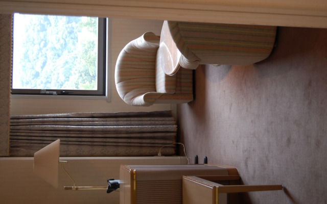 Matsuyama Tokyu REI Hotel