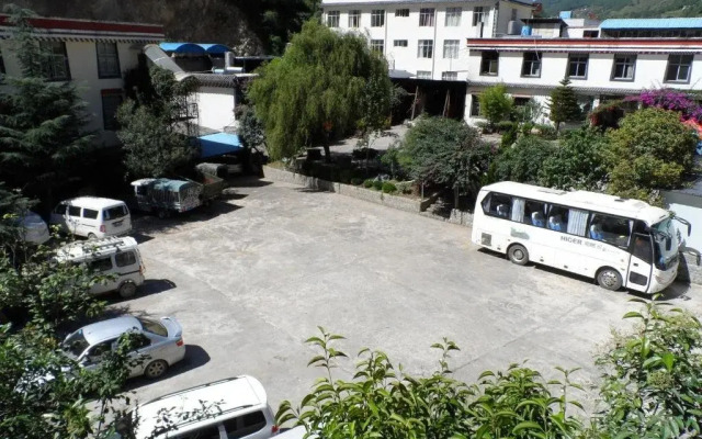 Travel  Hostel Tiger Leaping Gorge