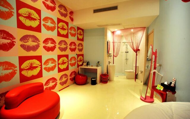 Jiaxing Yilian City Art Hotel