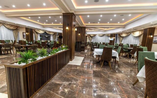 Hotel Srebrna Lisica