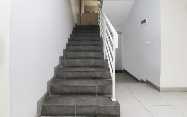 Airy Darmo Kanwa 18 Surabaya