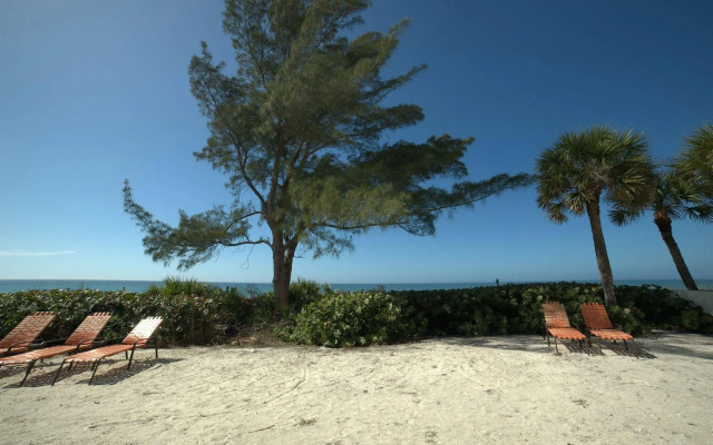Casey Key Resorts - Beachfront