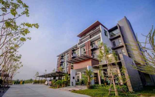 The Living Hotel SamutPrakan