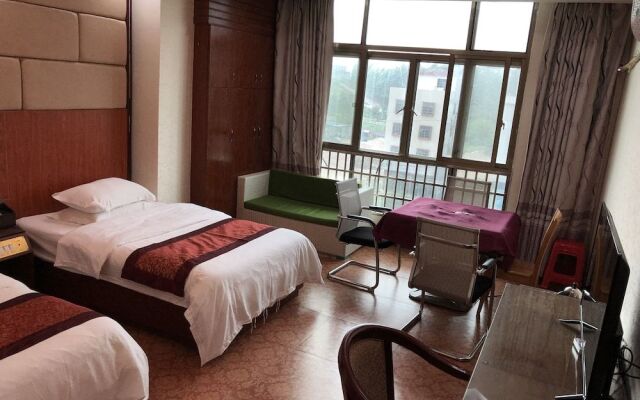 Puqian Business Hotel