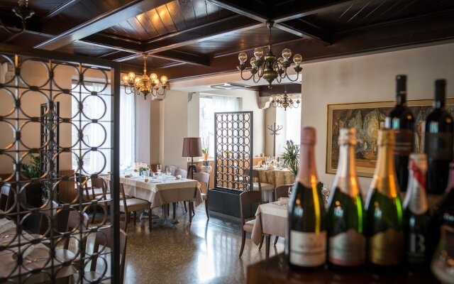 Postojna Cave Rooms & Apartments Proteus