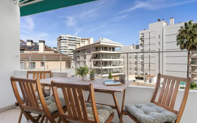 Colina Blanca Family Apartment With Pool by Costarentals - Ref 23