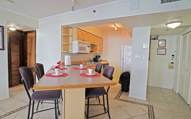 The Alexander by Hora Vacation Rentals
