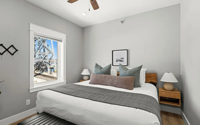 Dragestil 715 Duluth Condos