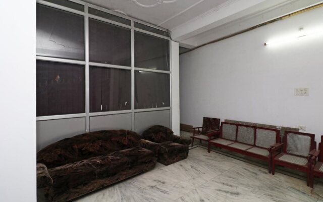 Oyo 18395 Star Palace