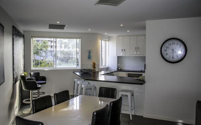 Surfers Beach Holiday Apartments