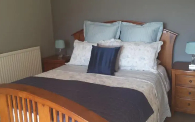 Overcott House Bed & Breakfast