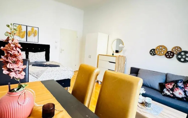 Cozy 2BR for 5 Near Schönbrunn