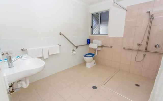 Woolgoolga Lakeside Holiday Park