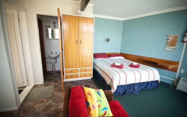 Golfview Motel
