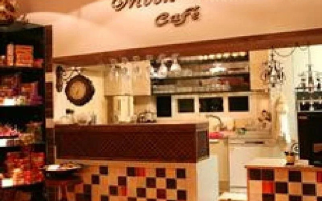 Moon & River Pension