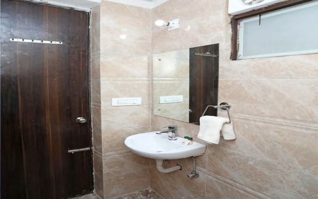 OYO 13555 Corporate serviced apartments Hotel