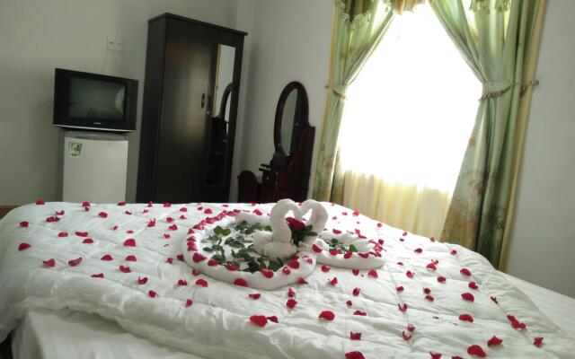 Valentine Hotel