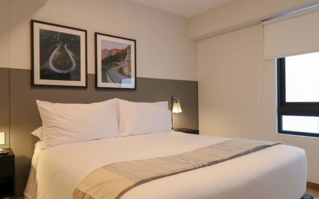 w Perfect 2BR in the Heart of Miraflores