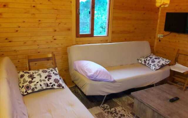 YALILI Wooden House
