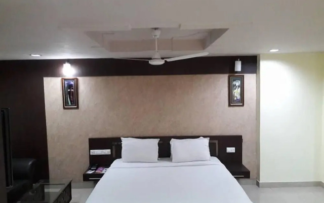 Hotel Raj Residency