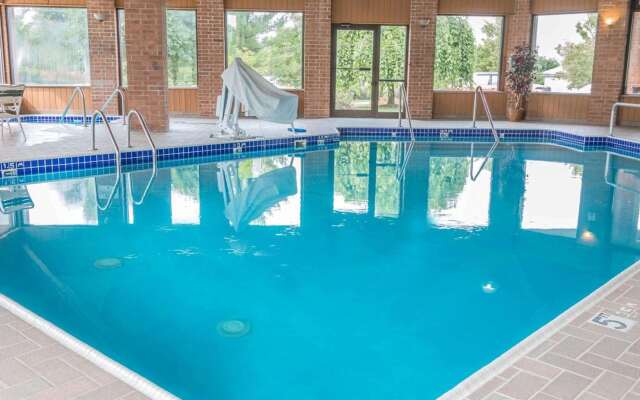 Quality Inn Grand Rapids North
