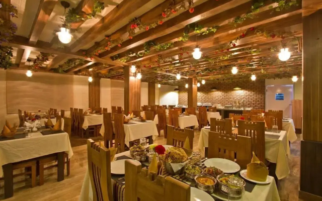 Zip By Spree Hotels Avishi Greens