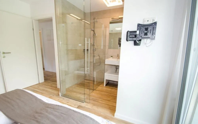 Finest Penthouse Waterside Zell am See