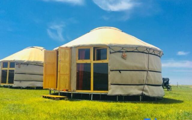 Xanadu yurts