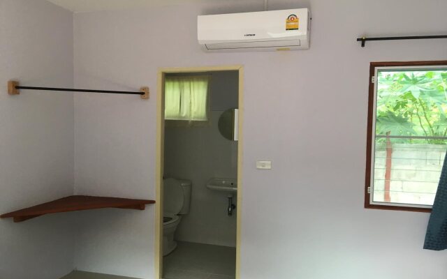 Pak Dee Resort