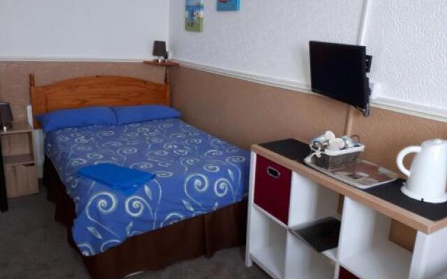The Chelston Bed  Breakfast