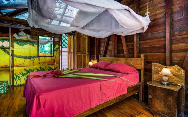 Congo Bongo EcoVillage Costa Rica
