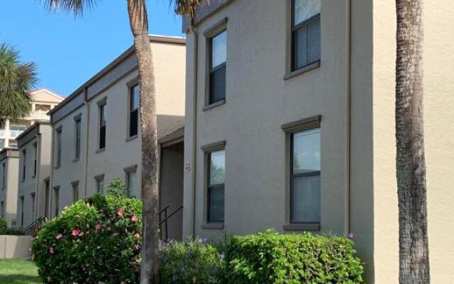 Sea Club Condo #37