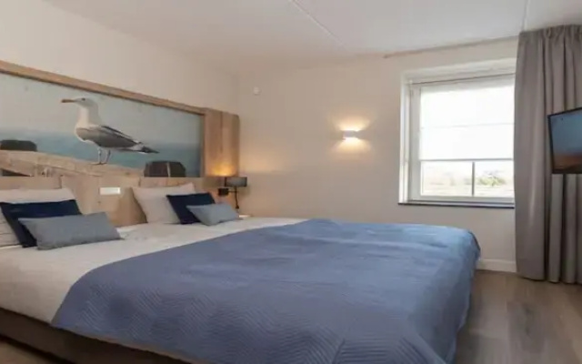 Apartment in Colijnsplaat Near Lake and Sauna