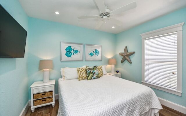 The Pool House by SKLRP