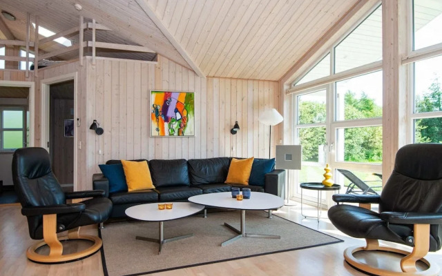 8 Person Holiday Home in Hemmet