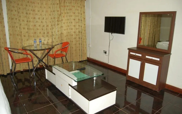 GoExpat Safaris